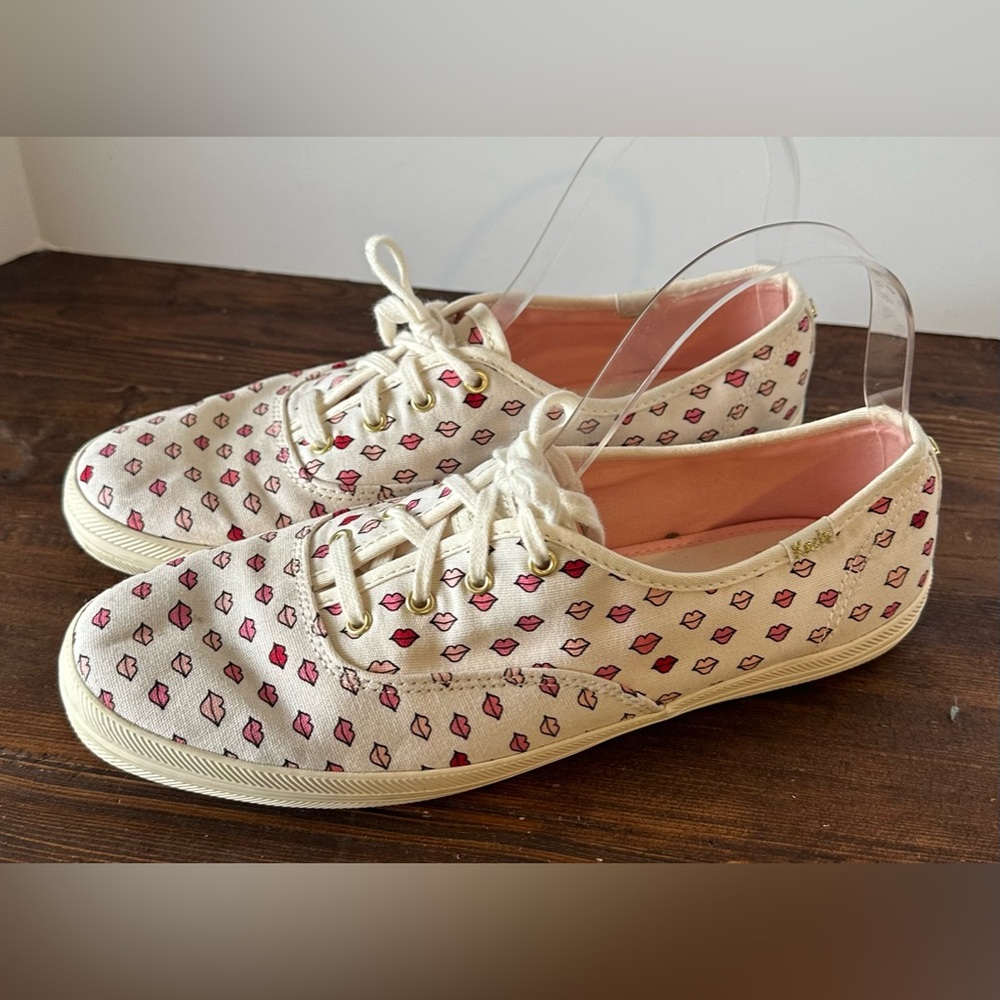 Keds Kate Spade Shoes Womens 9 Lips Kiss New‎ York Champion Sneakers Lace Up.